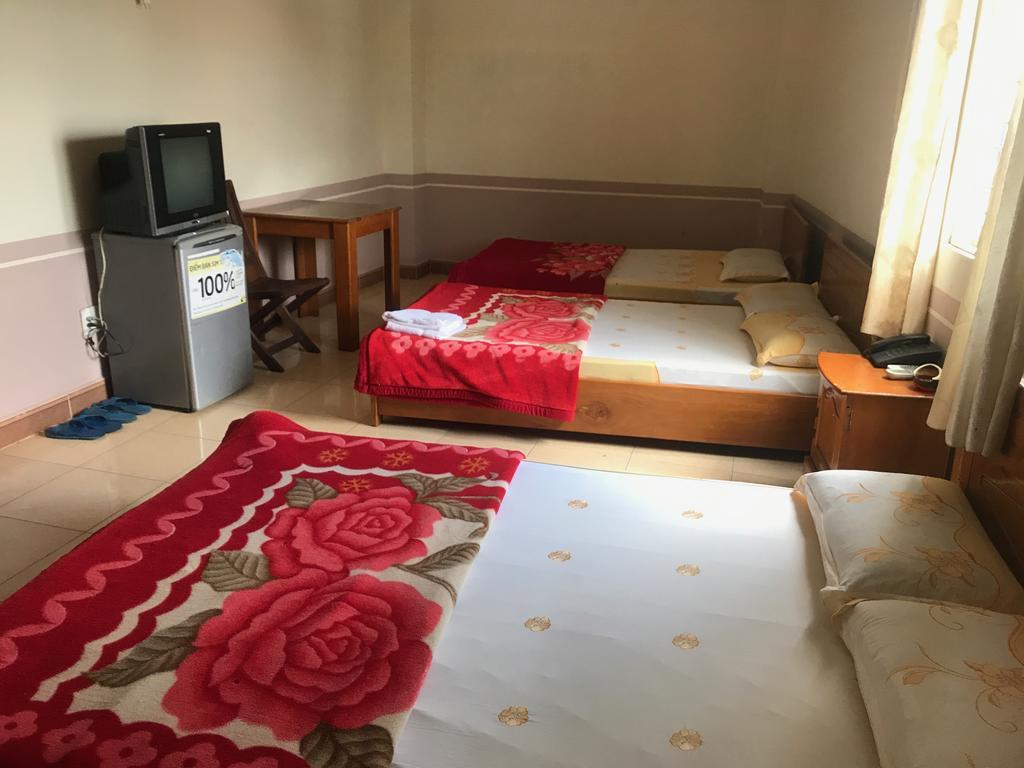 Kim Hoan Ngoc Hotel Pleiku Eksteriør billede